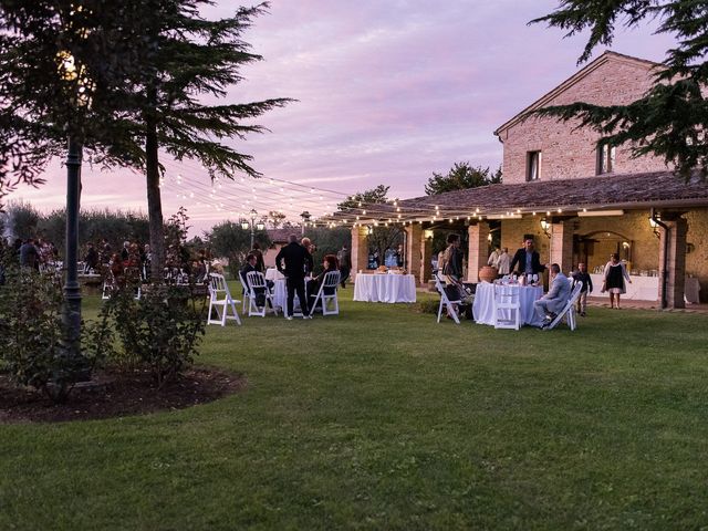 Il matrimonio di Valeria e Emanuele a San Giovanni in Marignano, Rimini 23