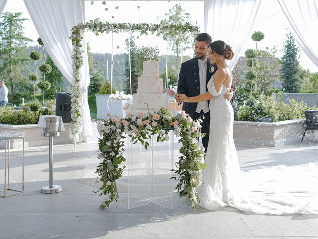 Il matrimonio di Pietro e Carolina a Belvedere di Spinello, Crotone 30