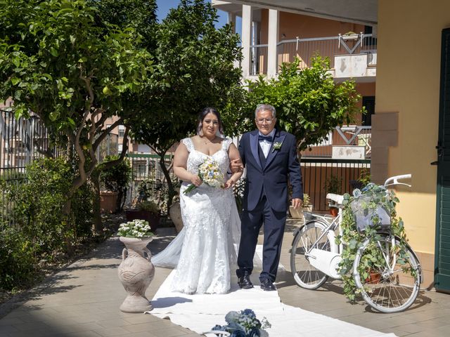 Il matrimonio di Dino e Serena a Milazzo, Messina 12
