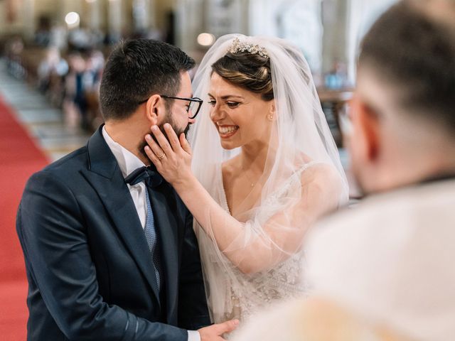 Il matrimonio di Lorena e Roberto a Napoli, Napoli 26