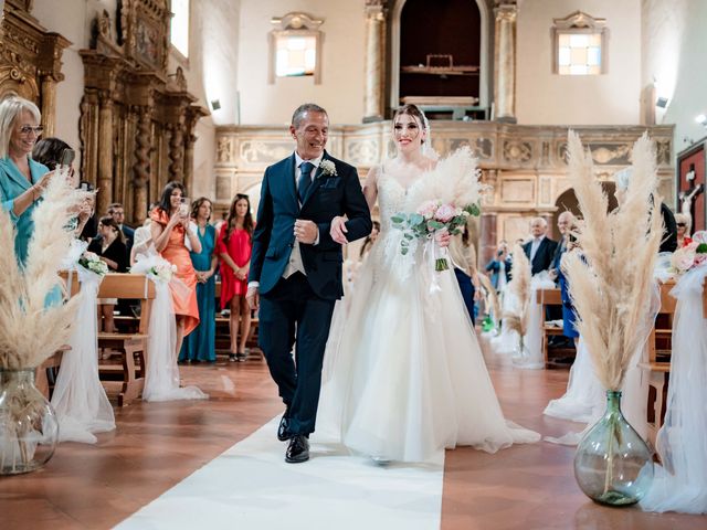 Il matrimonio di Leonardo e Jamira a Città Sant&apos;Angelo, Pescara 98