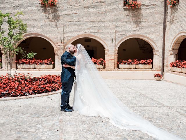 Il matrimonio di Leonardo e Jamira a Città Sant&apos;Angelo, Pescara 118