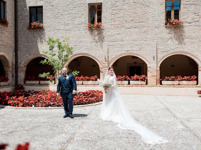 Il matrimonio di Leonardo e Jamira a Città Sant&apos;Angelo, Pescara 122