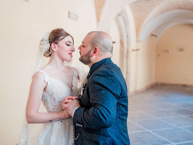 Il matrimonio di Leonardo e Jamira a Città Sant&apos;Angelo, Pescara 131