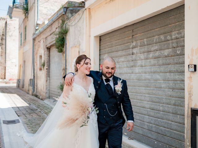 Il matrimonio di Leonardo e Jamira a Città Sant&apos;Angelo, Pescara 142