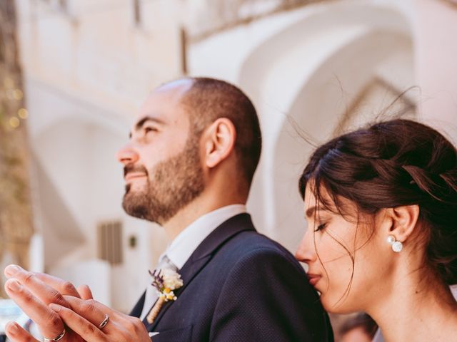 Il matrimonio di Alessio e Lucia a Procida, Napoli 31