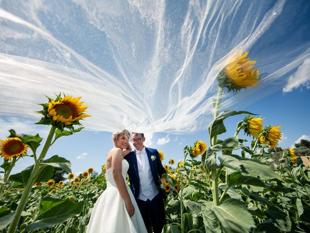 Il matrimonio di Laura e Alberto a Treia, Macerata 17