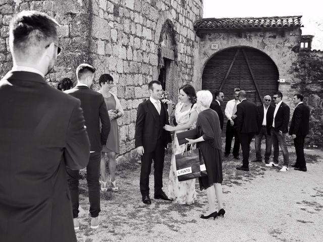 Il matrimonio di Stefano e Elena a Padenghe sul Garda, Brescia 18