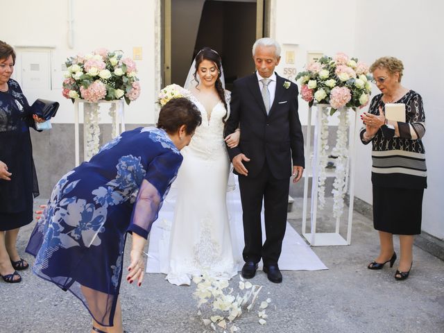 Il matrimonio di Angela e Raffaele a Somma Vesuviana, Napoli 42