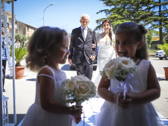 Il matrimonio di Angela e Raffaele a Somma Vesuviana, Napoli 47
