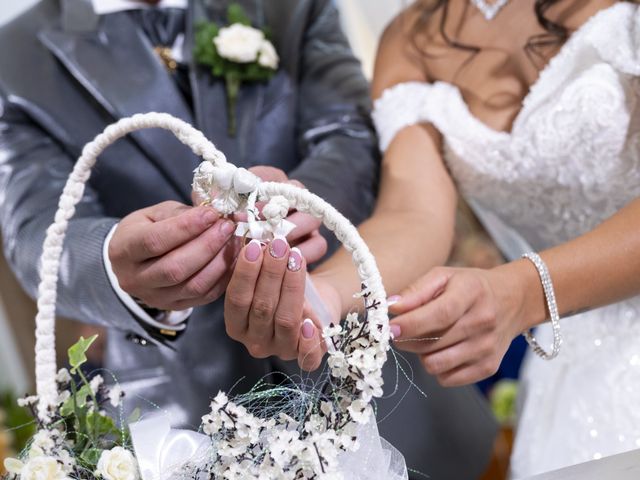 Il matrimonio di Daniele e Alessia a Ancarano, Teramo 14