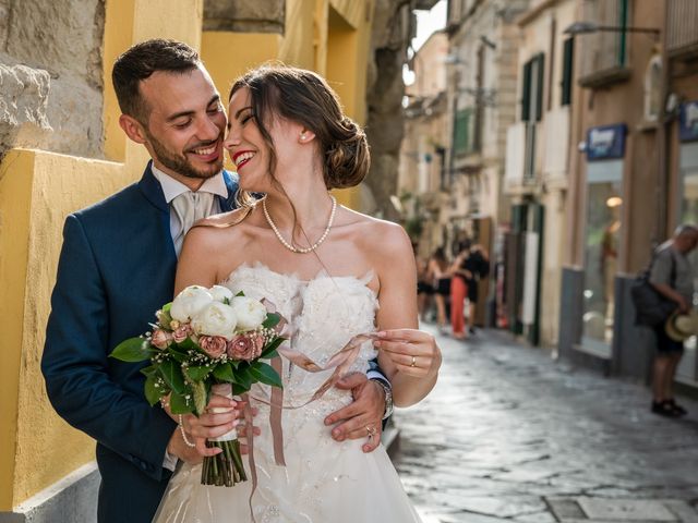 Il matrimonio di Giuseppe e Sonia a Jonadi, Vibo Valentia 25