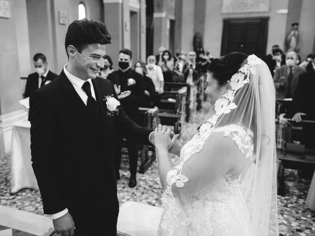 Il matrimonio di Lorenzo e Valentina a Carpi, Modena 41