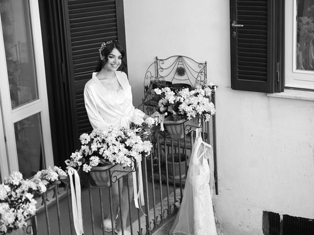 Il matrimonio di Vincenzo  e Vittoria  a Trecase, Napoli 9