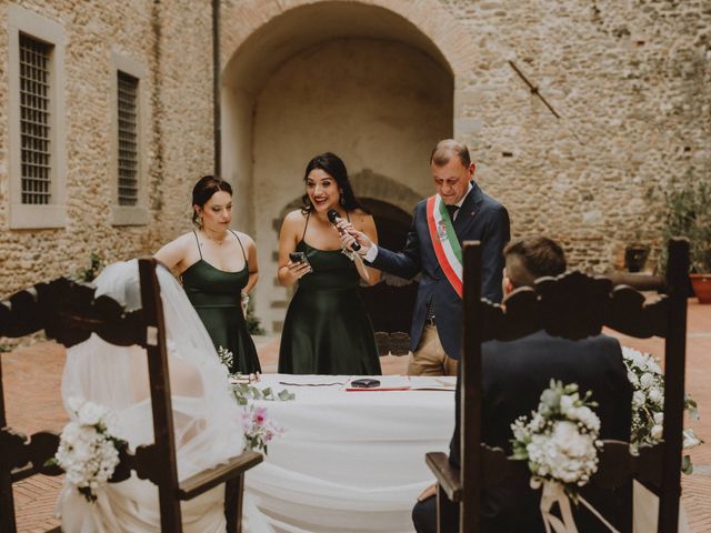 Il matrimonio di Ismael e Chiara a Scarperia, Firenze 48
