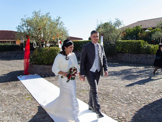 Il matrimonio di Luca e Angela a Bono, Sassari 43