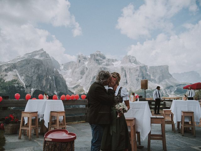 Il matrimonio di Ermanno e Roberta a Corvara in Badia- Corvara, Bolzano 40