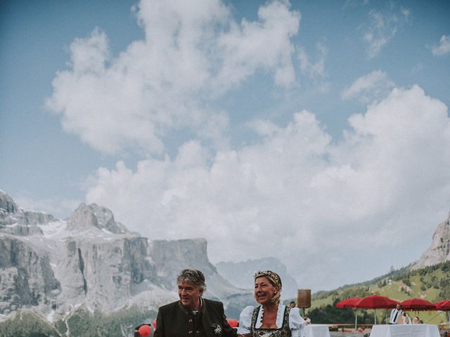 Il matrimonio di Ermanno e Roberta a Corvara in Badia- Corvara, Bolzano 43