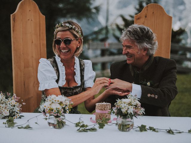 Il matrimonio di Ermanno e Roberta a Corvara in Badia- Corvara, Bolzano 112