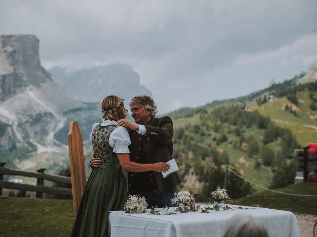Il matrimonio di Ermanno e Roberta a Corvara in Badia- Corvara, Bolzano 133