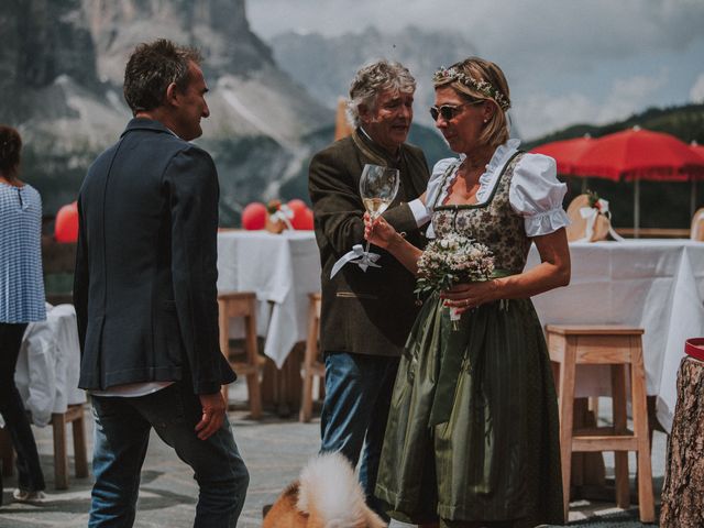 Il matrimonio di Ermanno e Roberta a Corvara in Badia- Corvara, Bolzano 163