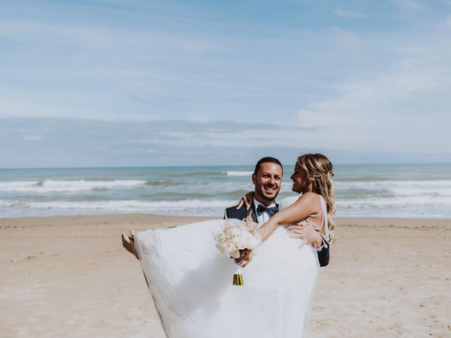 Il matrimonio di Luigi e Greta a Roseto degli Abruzzi, Teramo 97