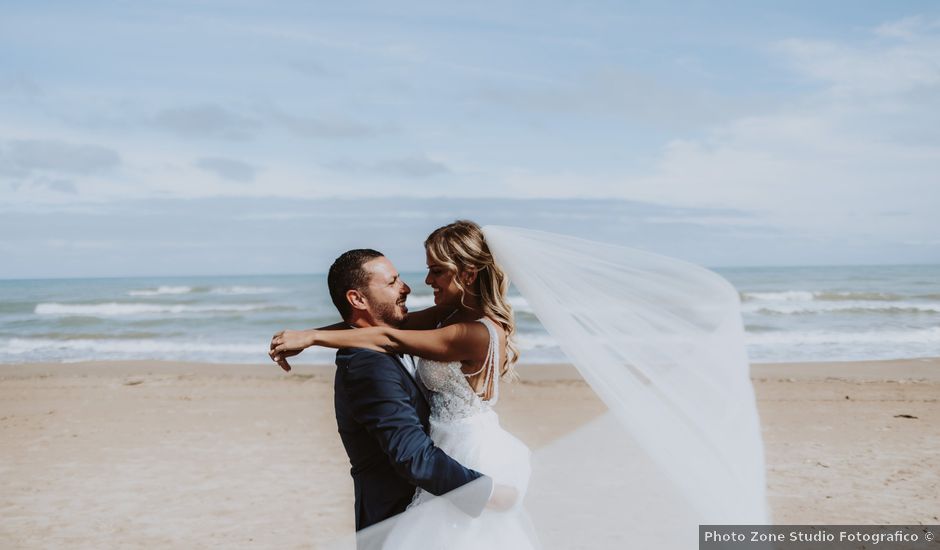 Il matrimonio di Luigi e Greta a Roseto degli Abruzzi, Teramo