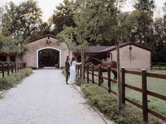 Il matrimonio di Vasile e Aurora a  Zelarino, Venezia 30