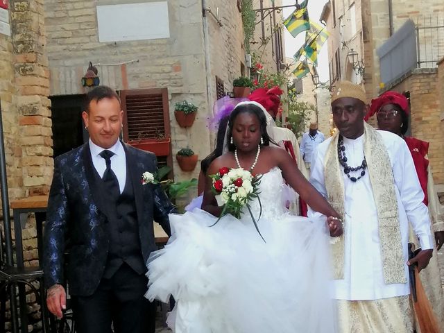 Il matrimonio di Fabio e Julie a Fermo, Fermo 11