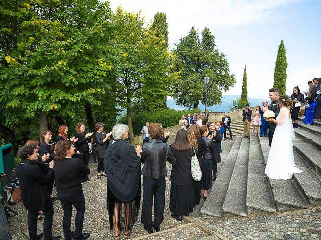 Il matrimonio di Kelley e Roberto a Montevecchia, Lecco 60