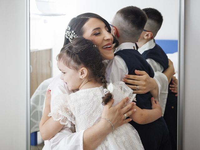 Il matrimonio di Wayan e Chiara a Montenero di Bisaccia, Campobasso 12