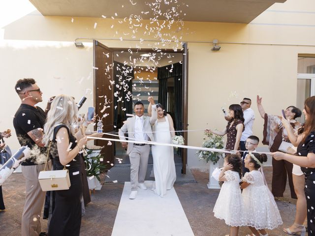 Il matrimonio di Wayan e Chiara a Montenero di Bisaccia, Campobasso 23