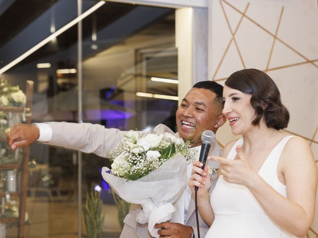 Il matrimonio di Wayan e Chiara a Montenero di Bisaccia, Campobasso 42