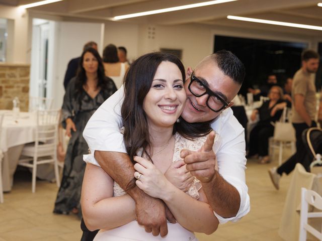Il matrimonio di Wayan e Chiara a Montenero di Bisaccia, Campobasso 48