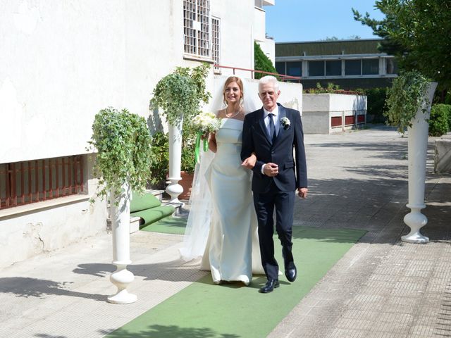 Il matrimonio di Antonio e Erika a Trani, Bari 16