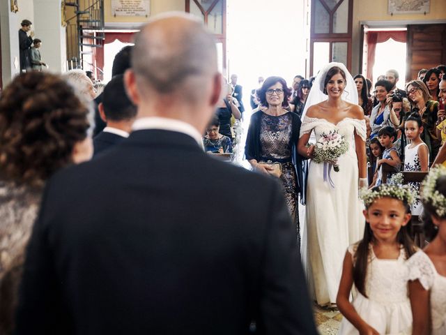 Il matrimonio di Massimo e Alessandra a Santa Teresa di Riva, Messina 19