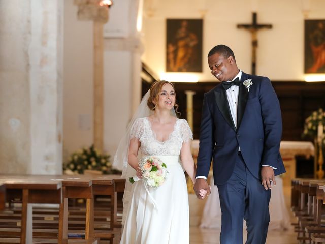 Il matrimonio di Basil e Maura a Cisternino, Brindisi 47
