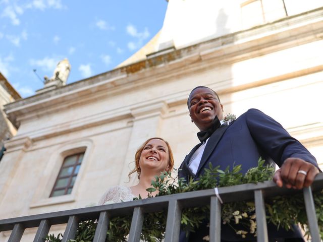 Il matrimonio di Basil e Maura a Cisternino, Brindisi 50