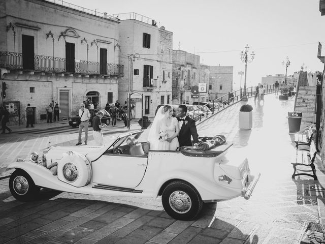 Il matrimonio di Basil e Maura a Cisternino, Brindisi 62
