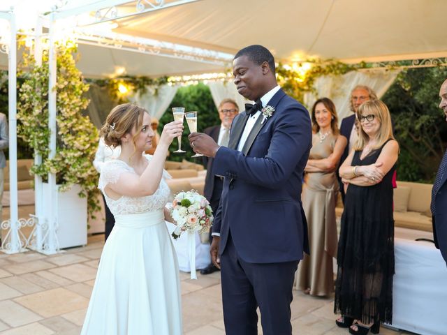 Il matrimonio di Basil e Maura a Cisternino, Brindisi 73