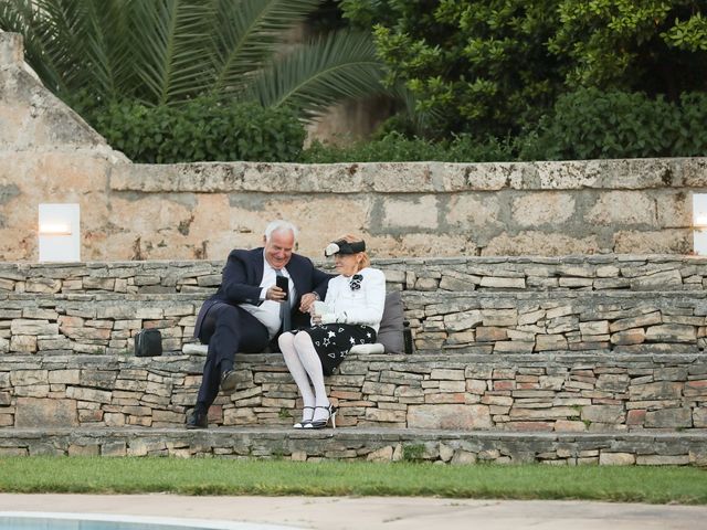 Il matrimonio di Basil e Maura a Cisternino, Brindisi 75