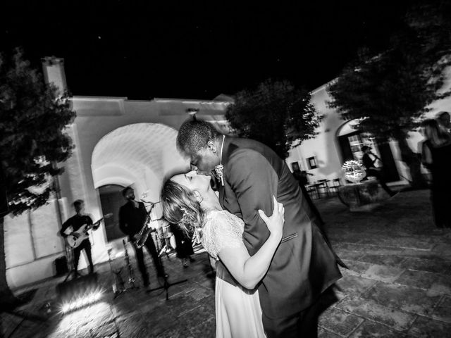 Il matrimonio di Basil e Maura a Cisternino, Brindisi 90