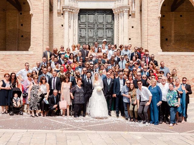 Il matrimonio di Amanda e Davide a Città Sant&apos;Angelo, Pescara 25