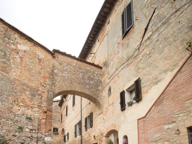 Il matrimonio di Antonio e Sara a Monteriggioni, Siena 7