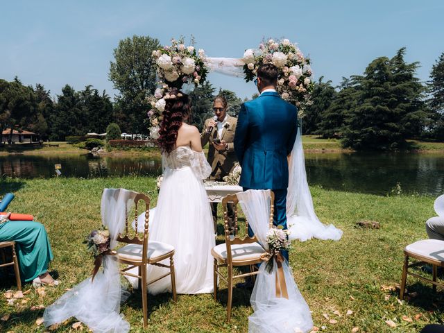 Il matrimonio di Alberto e Noemi a Corbetta, Milano 27