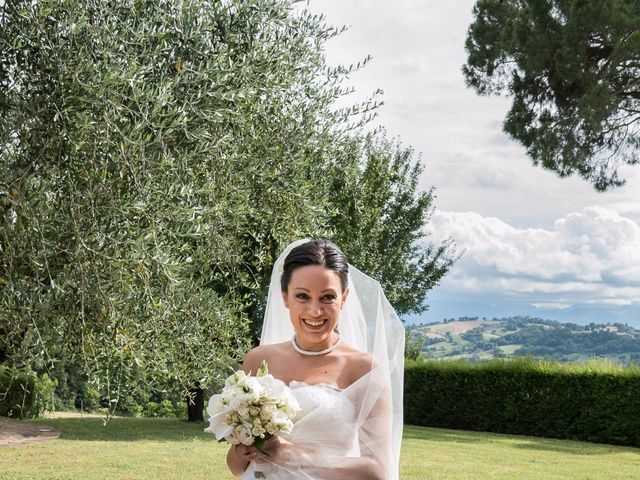 Il matrimonio di Francesco e Camilla a Loro Piceno, Macerata 21