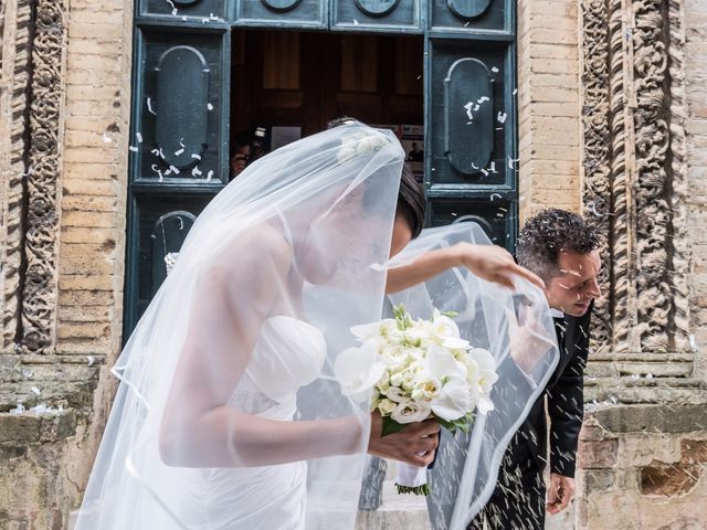 Il matrimonio di Francesco e Camilla a Loro Piceno, Macerata 36