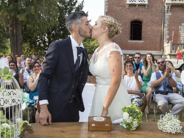 Il matrimonio di Simone e Eleonora a Samarate, Varese 7