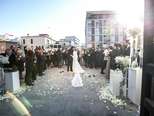 Il matrimonio di Luca e Stefania a Stezzano, Bergamo 20