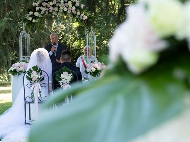 Il matrimonio di Luigi e Sara a Cuggiono, Milano 17